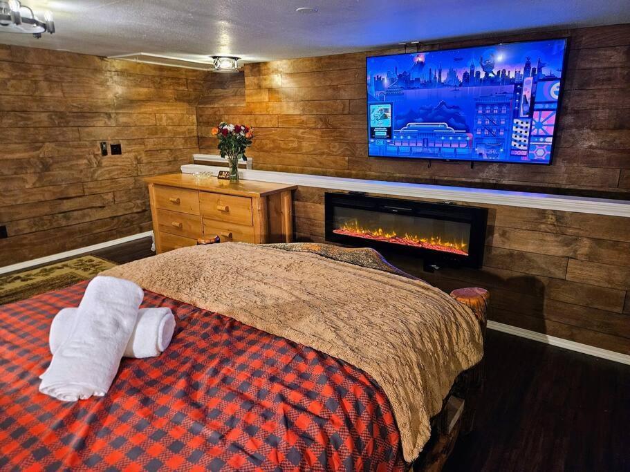 Private Cabin- Breakfast - Double Tub - 75In Tv - Sup - Washer Dryer - Bbq West Point Exteriér fotografie